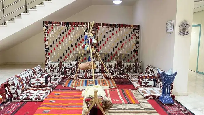 تاجير كراسي طاولات كنب ملكي 11