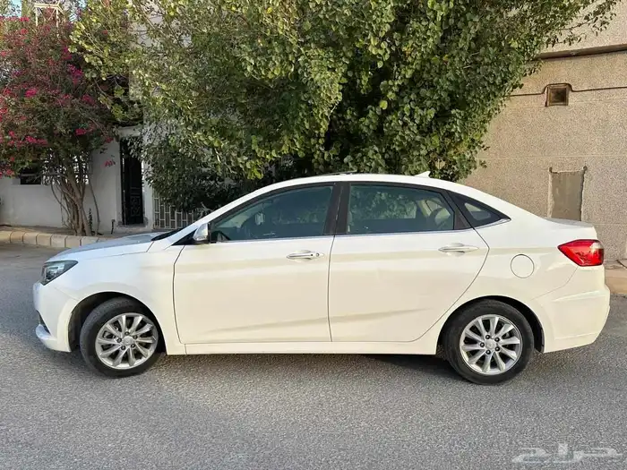 للبيع شانجان V7 2019 فل كامل 4