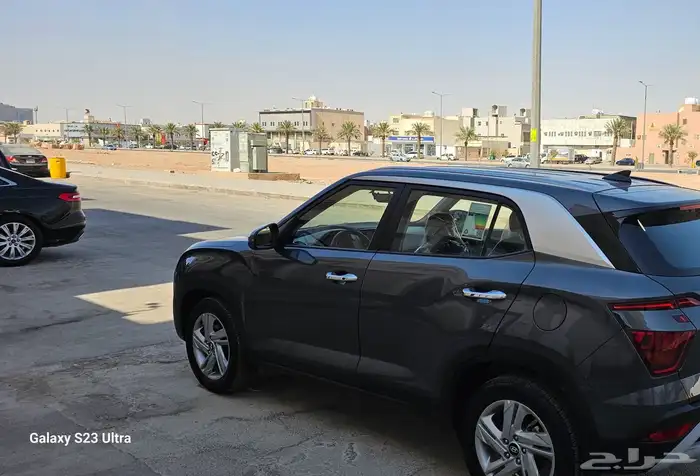 هيونداي كرينا 2023 للبيع 0