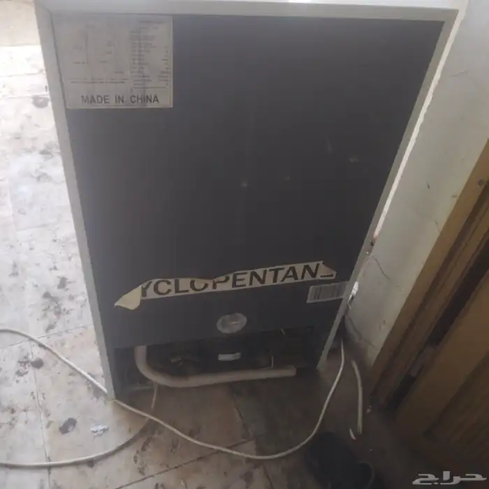 ثلاجه مكتب جديده استخدام بسيط البيع 200 ريال غير قابل للتفاو 1