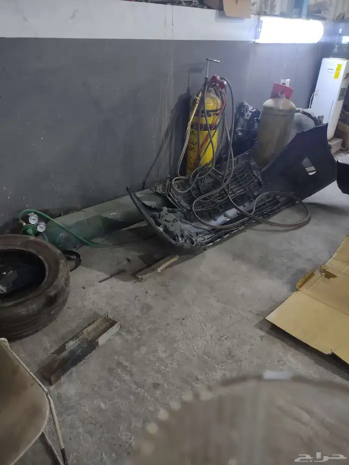 مركز وورشة للتقبيل بجميع عددها 5