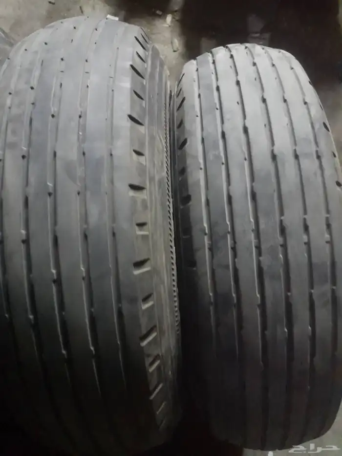 كفرات بالون زيتكس وجنوط هلل 7 هنش نضيفه مره خاليه من العيوب 1