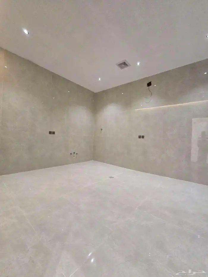 دور أرضي مودرن شرق الرياض حي الجنادريه 15