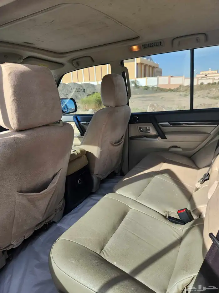 ميتسوبيشي باجيرو 8