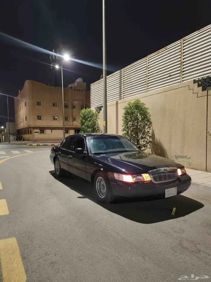 ماركيز 1999 8