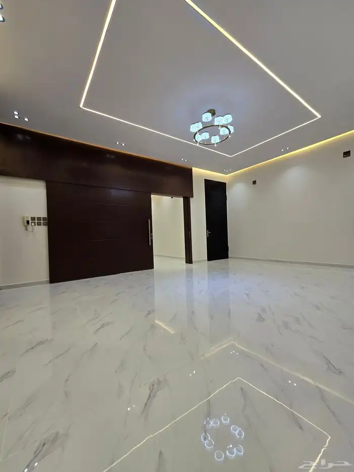 دور أرضي مودرن شرق الرياض حي الجنادريه 17