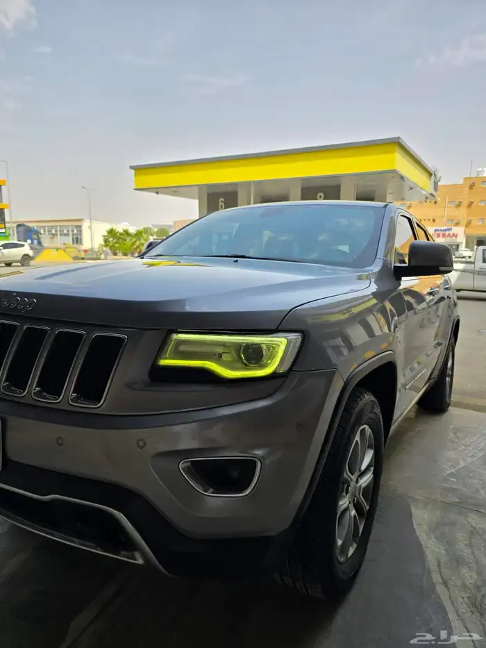 jeep جراند شيروكي لميتد 2015 للبيع او البدل المناسب 9