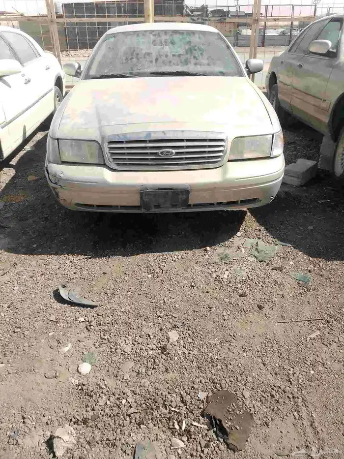 فورد فكتوريا قطع غيار تشليح الحاير 2009 4