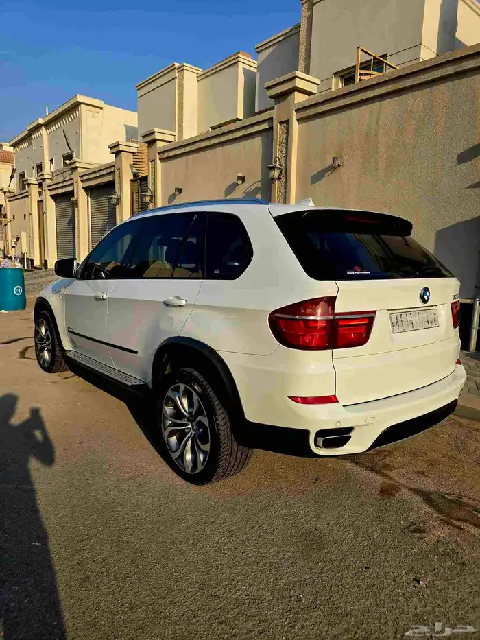 أعرض لكم BMW X5 نظيفه 2011 4