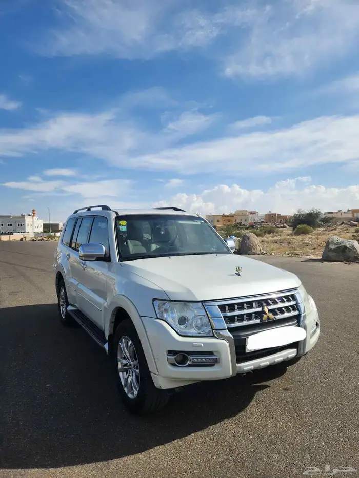 ميتسوبيشي باجيرو 3