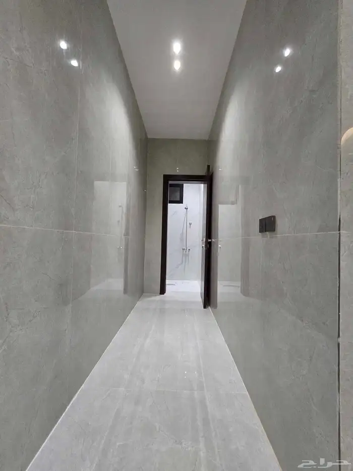 دور أرضي مودرن شرق الرياض حي الجنادريه 14