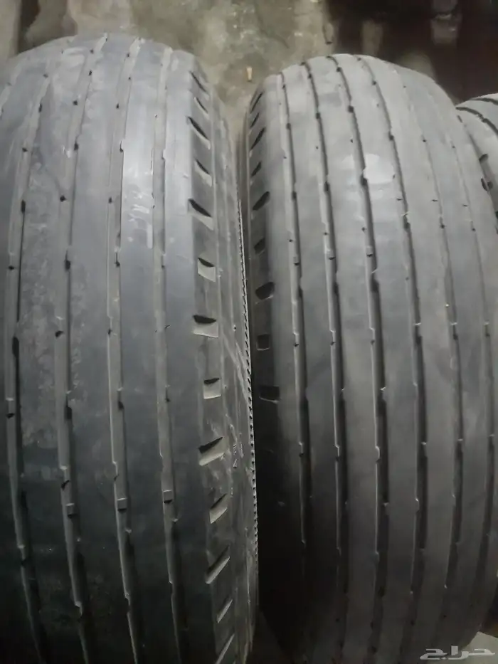 كفرات بالون زيتكس وجنوط هلل 7 هنش نضيفه مره خاليه من العيوب 0