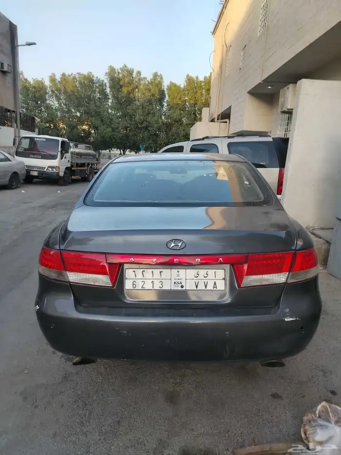 ازيرا 2010 2