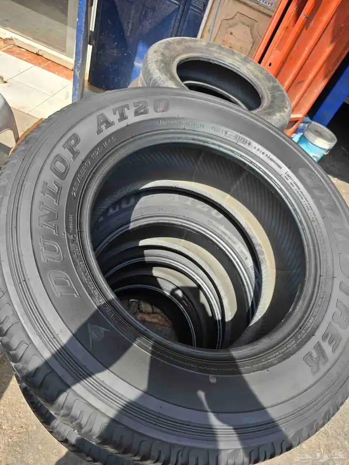 كفرات دنلوب برادو فورنشر 265 65 17 1