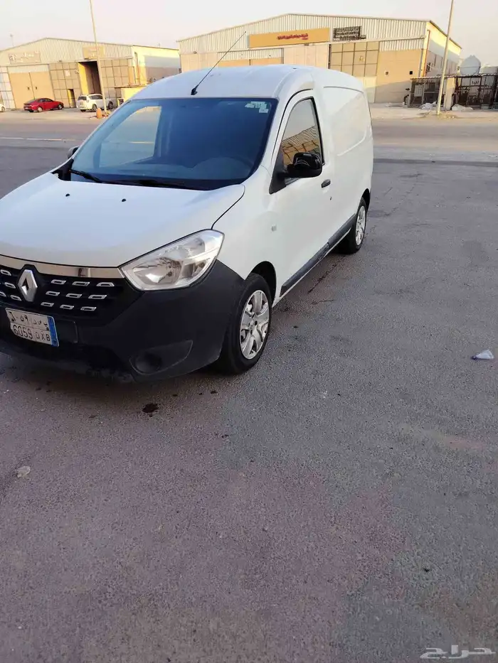 للبيع رينو دوكر 2022 7