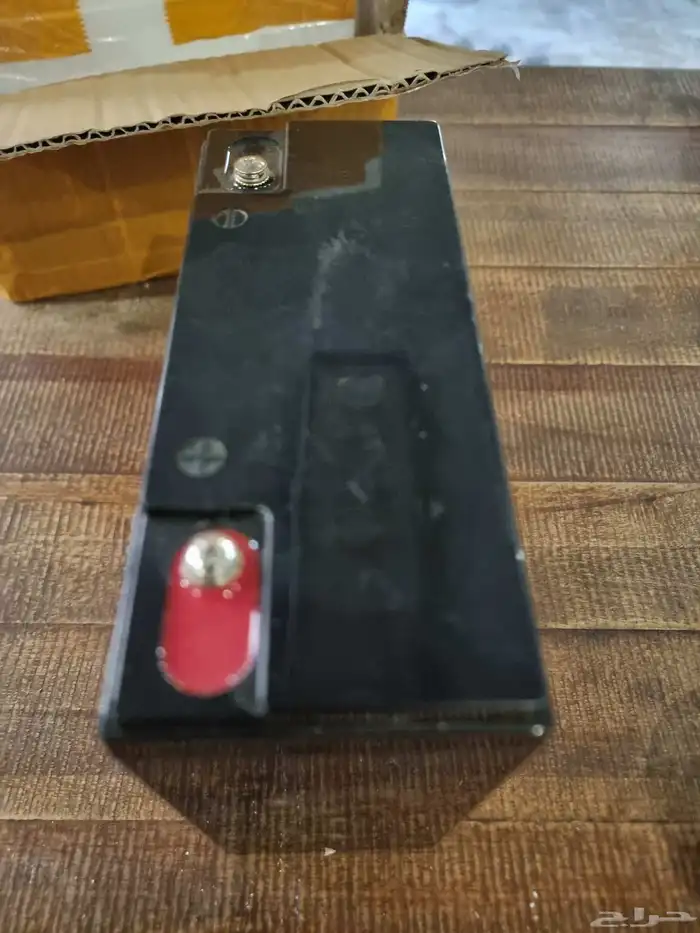 بطارية لثيوم 400 امبير 24 V 2