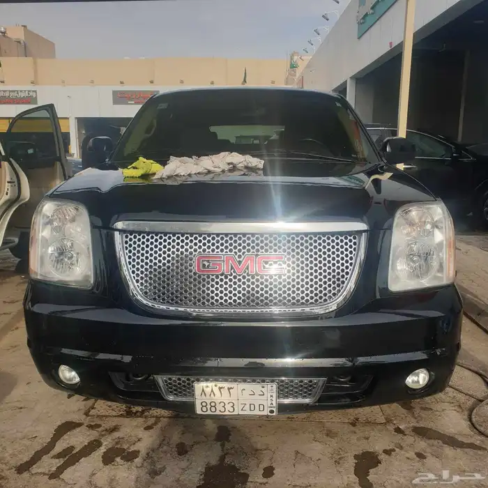 G M C يوكن دينالي 2009 8
