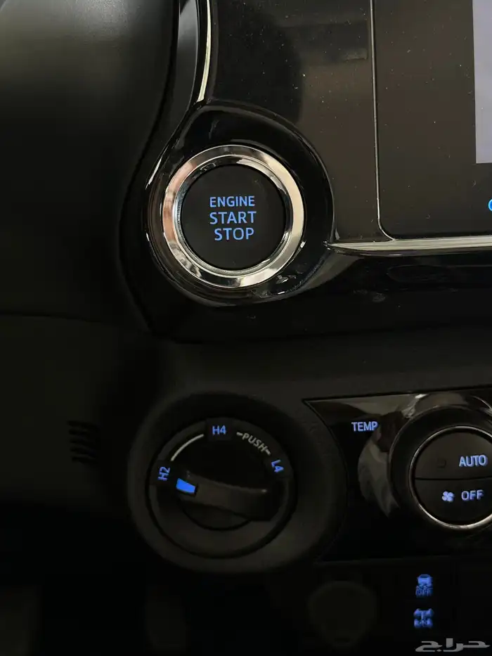 تويوتا هايلكس فل كامل بنزين-toyota hilux double cabin 12