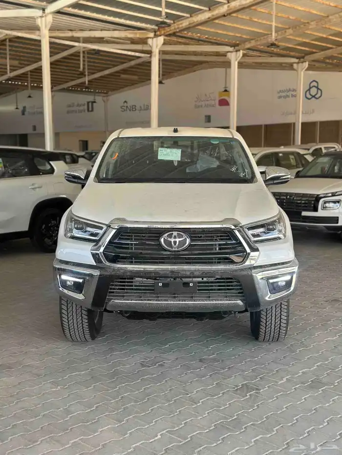 تويوتا هايلكس فل كامل بنزين-toyota hilux double cabin 9