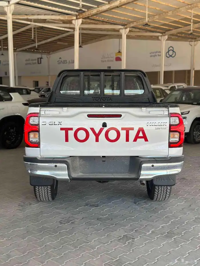 تويوتا هايلكس فل كامل بنزين-toyota hilux double cabin 6