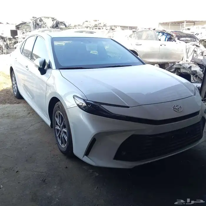تشليح لبيع قطع غيار كامري موديل 2025 بنزين هايبرد 4