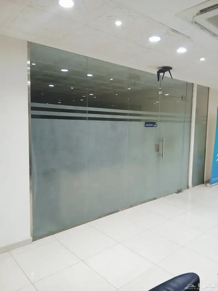 زجاج مكاتب سكوريت 7