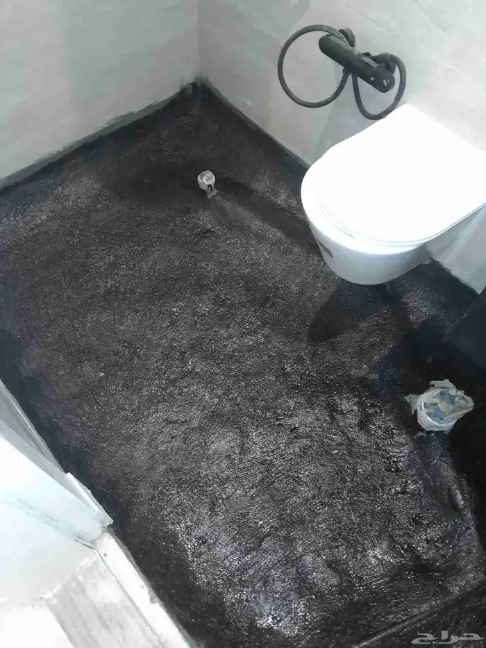 لجميع أعمال العزل والتسريبات اسطح حمامات ضمان علي شغلنا 9