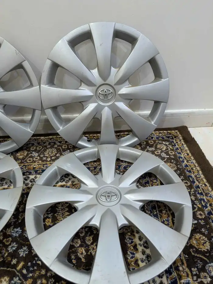 للبيع طيس كورولا اصلي من 2008 الى 2013 2