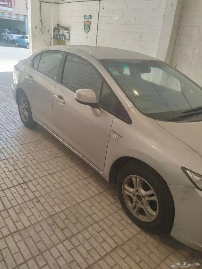 سياره هوندا سيفيك مستعمل للبيع قير اتوماتيك بنزين ممشي 400 2