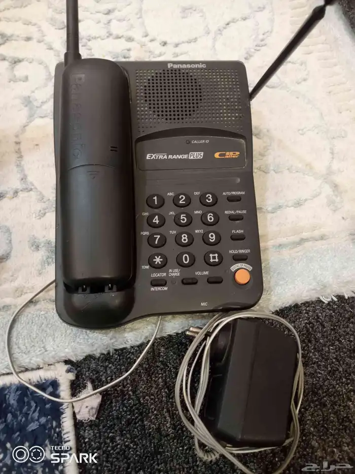 ثليفون باناسونيك لاسلكي قديم وشغال العدد3 حبات وتلفون احمر 3