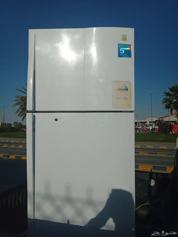 ثلاجه للبيع علا اسومه 0