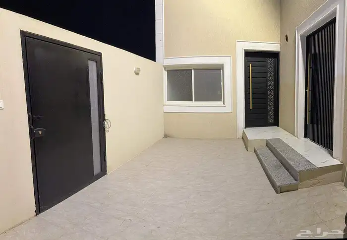 شقة للايجار جديدة شمال أسكان أبها 0