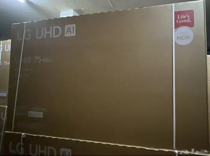تم وصول شاشة ال جي LED OLED 3