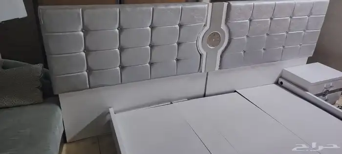 سرير كبير وعدد اثنين سرير صغار للبيع 2