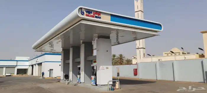 تنفيذلوحات إعلانية كلادينج واجهات محطات الوقودومغاسل سيارات 1