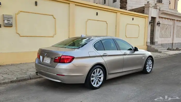 بي ام 520 موديل 2013 1