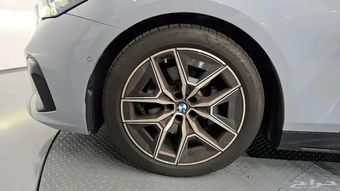 للاستيرادمن كوريا BMW 520 i m kit 2024 15
