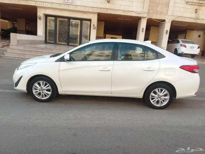 تويوتا يارس 2018 4