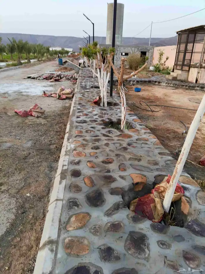 معلم حجر 1