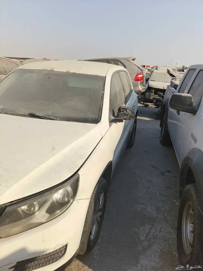 قطع غيار تيجوان 2015 تشليح 3