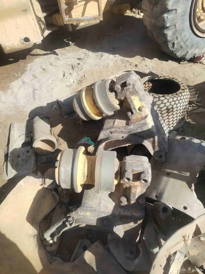 قطع غيار بلدوزر كوماتسو 155 2