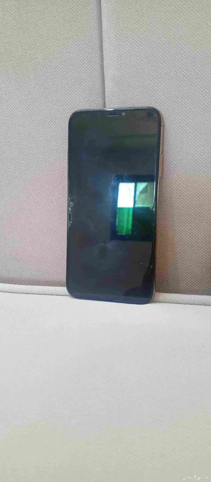 iPhone XS Mini للبيع الحالة  شبه جديد   مدة ال 4