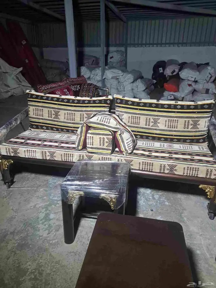 كراسي حديد خارجيه 3