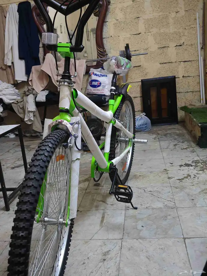 bicycle   genuine in new condition 1