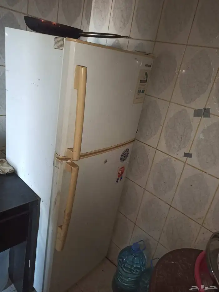 Refrigerator 0