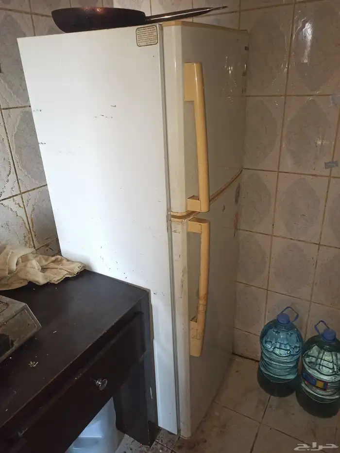 Refrigerator 1