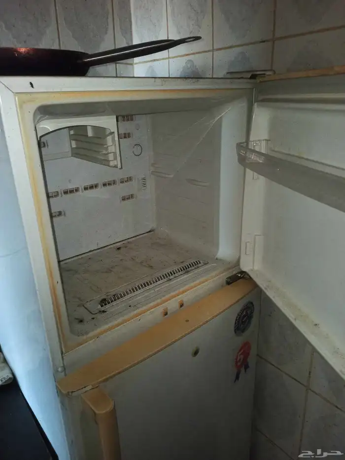 Refrigerator 3
