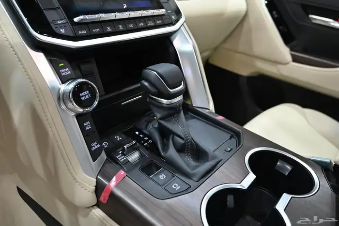 تويوتا لاندكروزر 2026 L4 12