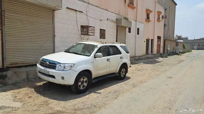 شبك فرتشنر مديل 2011 جديد ركبتة وخرجت علية مشوار واحد اليمن 0