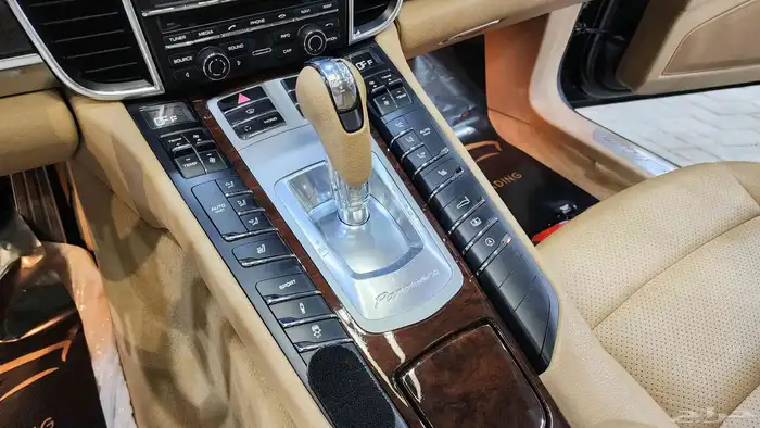 بورش باناميرا 2013 17